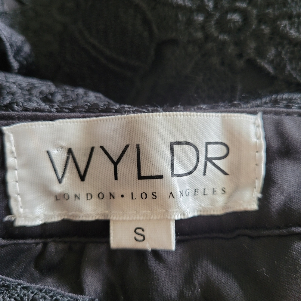 WYLDR Lace Midi Pencil Skirt - Picture 7 of 7